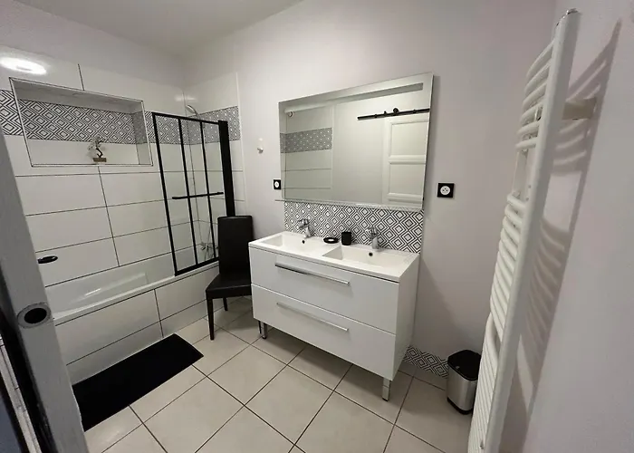 Sereine D'argouges Bayeux